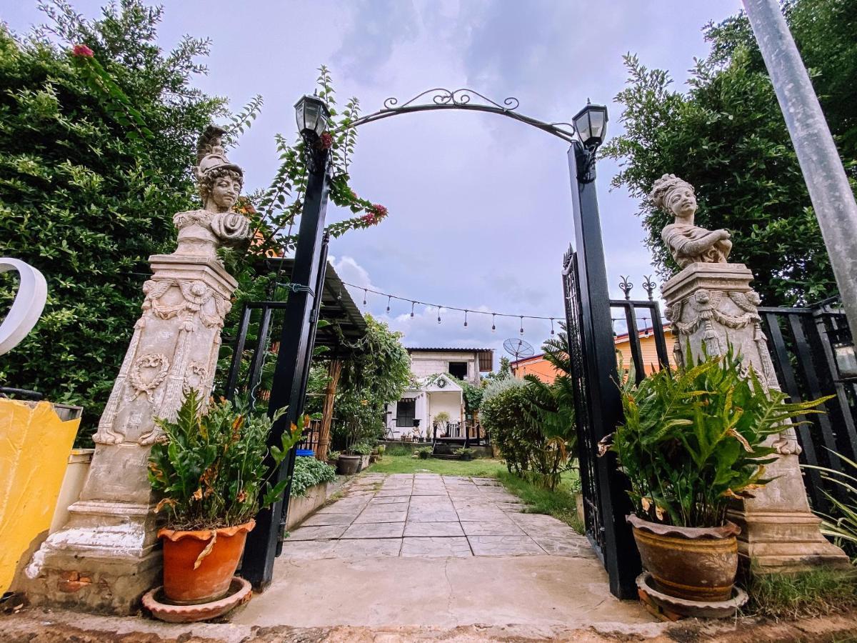 The Castello Resort Ko Lan Exterior foto